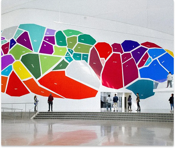 Queens language and population